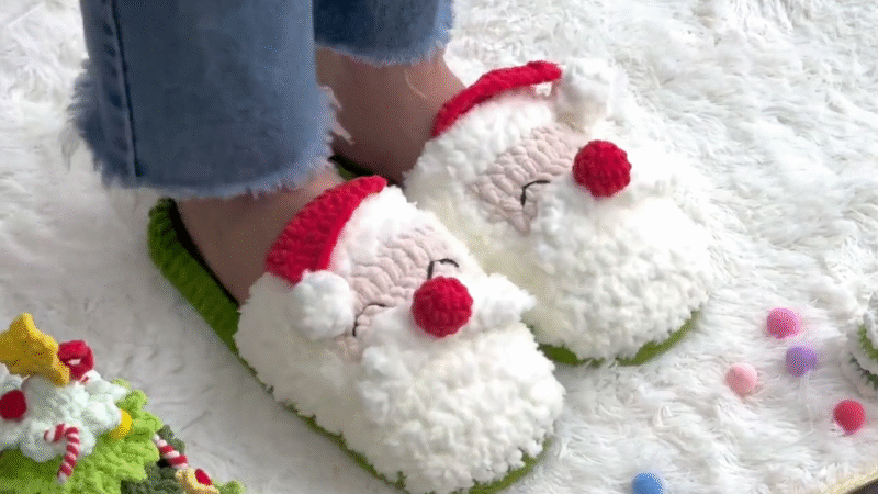 Christmas Slippers Crochet Pattern Bundle | Grinch, Santa & Reindeer | PDF - Image 9