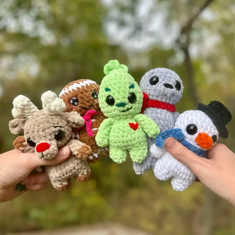 Crochet Christmas Patterns Bundle PDF - Image 2